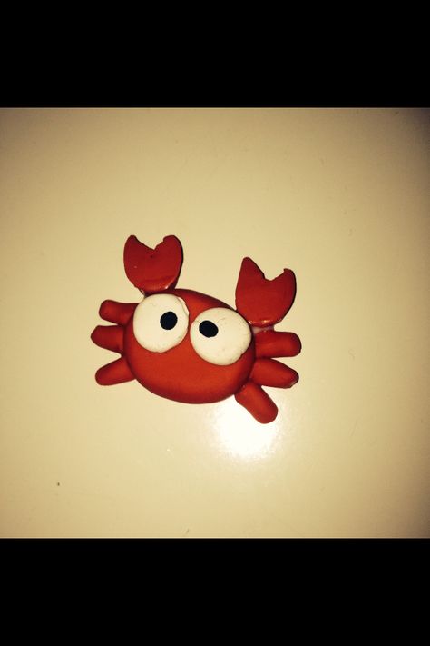 A little crab. Made from polymer clay Clay Date, Clay Designs, Clay Polymer, Ceramic Ideas, Cute Clay, Clay Design, Date Ideas, Play Doh, Clay Ideas