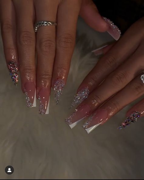 Bling French Tip, White Acrylic Nails With Glitter, French Tip Stiletto, Sparkly French Tip Nails, Sparkly French Tips, Stiletto Acrylic Nails, White Tip Nails, Water Color Nails, White And Silver Nails