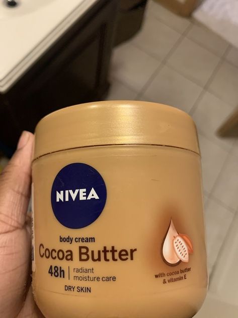 Vaseline Body Butter, Nivea Cocoa Butter, Nivea Products, Hair Moisturizer, Basic Skin Care Routine, Shower Skin Care, Healthy Skin Tips, Body Moisturizers, Pretty Skin Care