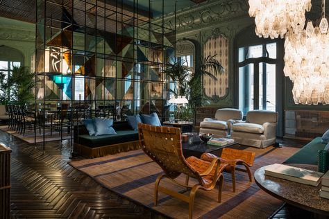 9 Ultra-Luxe Interiors by Dimore Studio Dimore Studio, Fendi Casa, Entertaining Space, Suite Life, Design Apartment, Luxe Interiors, Luxury Suite, Retail Design Blog, Design Hotel