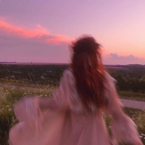 Fairytale Aesthetic, Blowing In The Wind, Ethereal Aesthetic, Profile Pictures Instagram, Cottagecore Aesthetic, Aesthetic Photography Nature, Fantasy Aesthetic, + Core + Aesthetic, Aesthetic Images