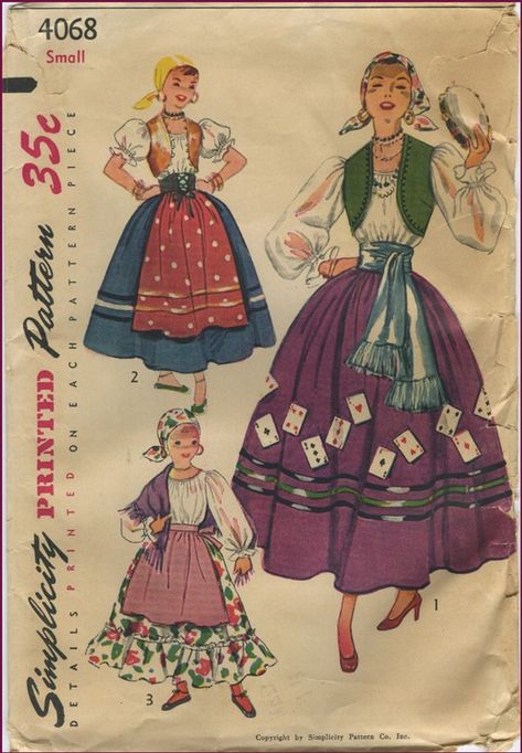 gypsy pattern Fortune Teller Outfit, Halloween Iv, Peasant Blouses Pattern, Fortune Teller Costume, 1959 Fashion, 1950s Halloween, Peasant Costume, Ribbon Applique, Retro Clothes