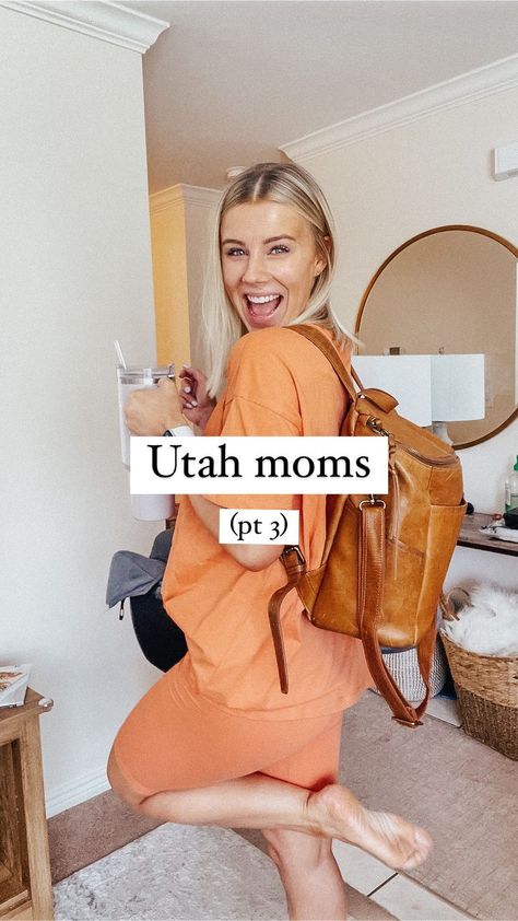 jane on Instagram: Just a boujee mom with my 6 children and golden doodle😋 #utah #utahmoms #boujee #momlife #satire #parody #utahgram #blonde #soda #4kids… Utah Mom, Jane Wilson, Day In My Life, Golden Doodle, Try Not To Laugh, Big Family, 4 Kids, Goldendoodle, Funny Short Videos