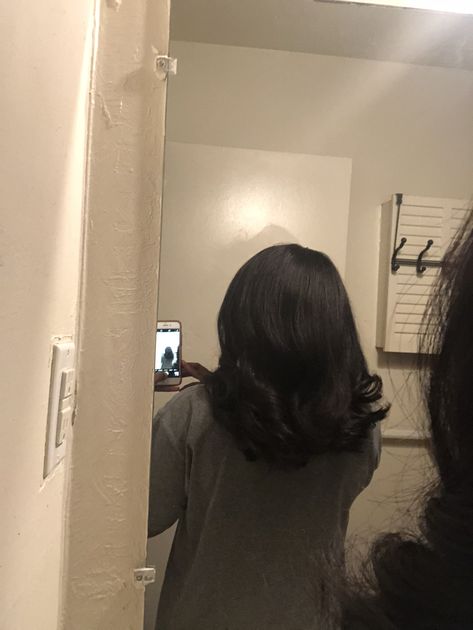 Hair With Curls, Sade Aesthetic, Healthy Black Hair, Silk Press Hair, Straightened Hair, Pressed Natural Hair, Silk Press Natural Hair, Flat Iron Hair, Protective Hairstyles For Natural Hair