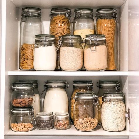 Radyan Mason Jars regular mouth with Lid. Kitchen Organisation, The Last, Decor Idea, Jar Containers, Nook, Glass Jars, Kitchen Ideas, Pantry, Clear Glass