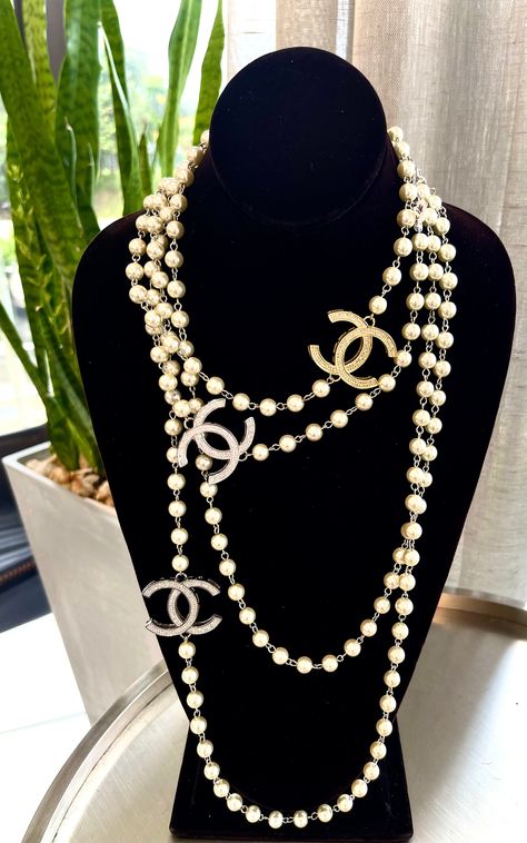 This 60” real pearl necklace can be wrapped up to 3 times , worn long or short ! It’s designer inspired with the vintage buttons from designer collection. It is also shown with a shorter 18” layered necklace this can be ordered in silver tone or gold . Vintage Chanel Jewelry, Jewelry Stack, Repurposed Necklace, Real Pearl Necklace, Pearl Vintage, Chanel Pearls, Vintage Repurposed, Button Necklace, Chanel Inspired