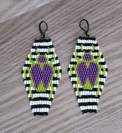 Thank you for taking the time to check out my shop! My family and I really appreciate it! These coffin shaped Beetlejuice earrings were designed and hand stitched together by me with glass seed beads and thread. These fun and spooky earrings are lightweight and easy to wear. Thanks again for stopping by! Have a great day! Crescent Moon Seed Bead Earrings, Beaded Coffin Earrings, Beetle Juice Earrings, Nightmare Before Christmas Beaded Earrings, Beetlejuice Jewelry Diy, Beetlejuice Beaded Earrings, Beaded Ghost Earrings, Halloween Seed Bead Earrings, Fall Beaded Earrings