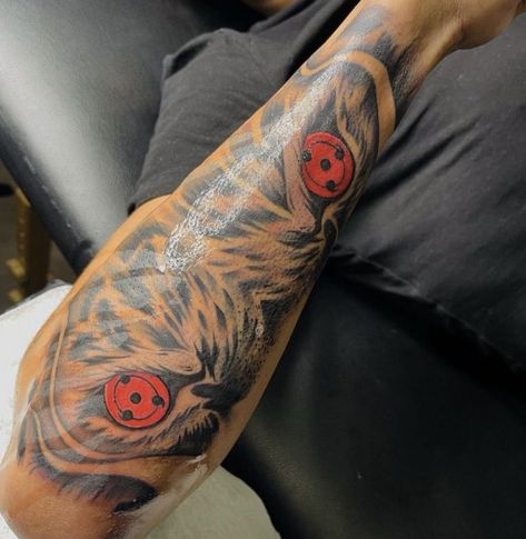 Chinese Sleeve Tattoos, Tiger Forearm Tattoo, Good First Tattoos, Simple Leg Tattoos, Arm Tattoos Black, Half Sleeve Tattoo Stencils, Band Tattoos For Men, Black Men Tattoos, Half Sleeve Tattoos Forearm