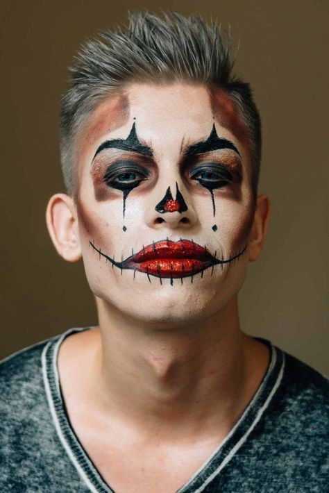 Really Simple Halloween Makeup For Men That You Can Copy Easy ★ Guys Halloween Makeup, Mens Halloween Makeup, Maquillage Halloween Simple, Makeup Zombie, Halloweenský Makeup, Makeup Looks Natural Full Face, Joker Makeup, Halloween Crafts Preschool, Winter 2024 Fashion