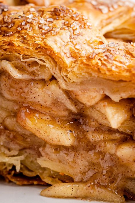 Apple Pie With Lard Crust, Northern Spy Apple Pie, Apple Pie Using Frozen Pie Crust, Pioneer Woman Apple Pie Recipe, Basic Apple Pie Recipe, Tall Apple Pie, Apple Pie With Pillsbury Crust, Best Apple Pie Recipe Ever, Martha Stewart Apple Pie Recipe