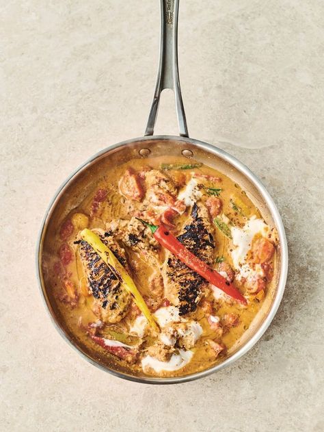 My kinda butter chicken | Jamie Oliver recipes Butter Chicken Slow Cooker, Chicken Slow Cooker, Fakeaway Recipes, Diner Recept, Jamie Oliver Recipes, Weekend Dinner, Butter Chicken Recipe, Jamie Oliver, Butter Chicken