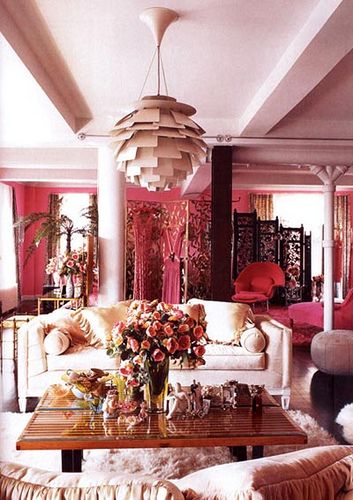 Okay, Elaine is loving the heck out this!! Pink Apartment, Pink Living Room, Lounge Design, Bohemian Living, Bohemian Living Room, Pink Room, Decoration Inspiration, Celebrity Houses, Betsy Johnson