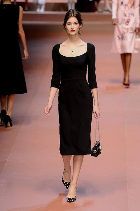 Classic Sheath Dress, Fashion Icons, Signature Look, 가을 패션, Mode Vintage, Elegant Outfit, Dream Dress, Couture Fashion, Made It