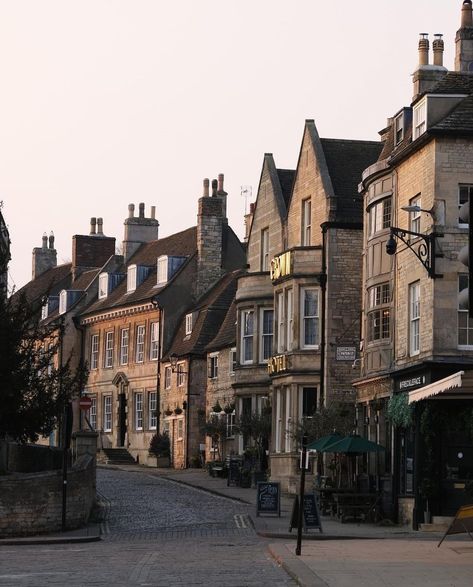 Lincolnshire Wolds, Stamford Lincolnshire, Great Britain, United Kingdom, The Unit, Collage, Pins