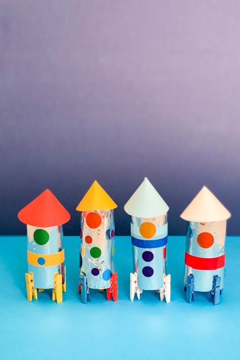 Space Creative Activities, Space Activities For Toddlers Play Ideas, Rocket Crafts, Space Arts And Crafts For Kids, Space Themed Kids Activities, Preschool Rocket Ship Activities, Space Themed Nursery Activities, Rocketship Craft, Space Stem Activities