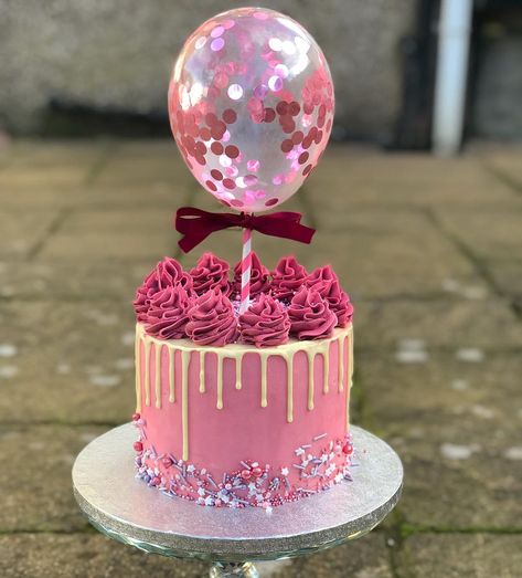 Cakescouture|Bradford on Instagram: “I couldn’t choose my favourite picture so had to post all three, even caught the cake in golden hour 😉📸my fav balloon…” Sofia The First Birthday Cake, Birthday Cake For Women Simple, Buttercream Cake Designs, Birthday Cake For Husband, Cake For Husband, Friends Cake, Homemade Birthday Cakes, 18th Birthday Cake, Birthday Cakes For Women