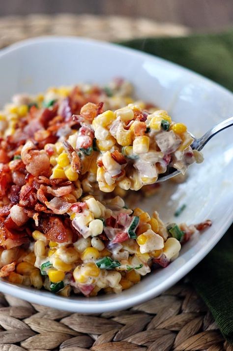 Creamy Confetti Corn with Bacon - My Kitchen Cafe Confetti Corn, Corn With Bacon, Corn Side Dish, Corn Dishes, Creamy Corn, Corn Salad, Corn Recipes, Thanksgiving Sides, Think Food