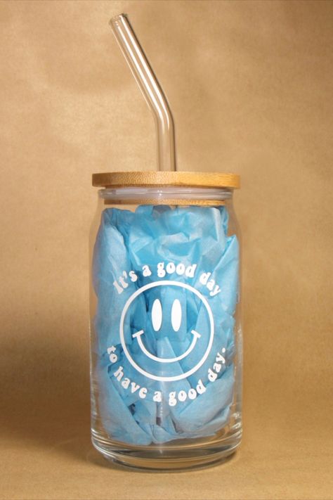 This glass can cup is perfect for ice coffee, soda, and more. The adorable smiley face and quote spread happiness and positivity to your day. This would make the perfect gift to the coffee-lover in your life! smiley face, it's a good day to have a good day, gifts for her, gift ideas, coffee drinker gift, coffee-lover, coffee cup, iced coffee cup, small business, shop small, smiley face cup, coffee gift, teacher gift, mom gift, smiley face gift, glass can gift, personalized cup, be happy cup Smiley Face Cup, Smiley Face Gifts, Coffee Drinker Gifts, Happy Cup, Coffee Soda, Happy Drink, Coffee Drinker, Ice Coffee, Coffee Gift