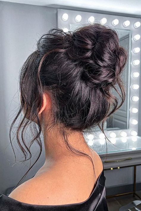 That updo hairstyle looks timeless for your special day. I specialize in this one for bridal imagery. Keep this inspiration to your bridal collection. Classic Wedding Hair, Beautiful Bridal Hair, Updo Hairstyle, Hairstyle Look, Elegant Updo, Soft Curls, Classic Wedding, Your Special, Gorgeous Hair