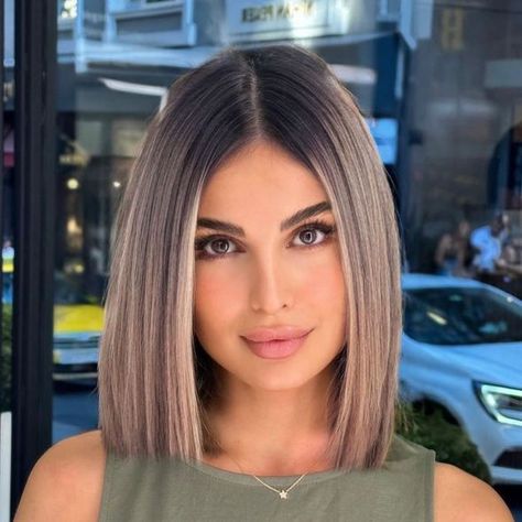 Minimalist Collarbone Blunt Bob Bob Lung, Bob Haircut Ideas, Modern Bob, Long Bob Haircuts, Haircuts Straight Hair, Short Bob Haircuts, Penteado Cabelo Curto, Haircuts For Fine Hair, Bob Haircut