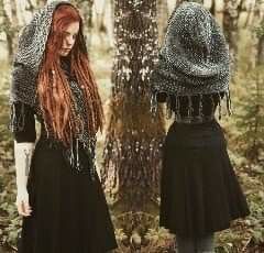 Pagan Shawl, Gothic Shawl, Hooded Capelet, Medieval Cape, Viking Hood, Hooded Shawl, Strega Fashion, Fashion Goth, شال كروشيه