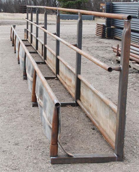 Cattle Hay Feeder Diy, Diy Cattle Feeder, Cow Feeder Ideas, Cattle Feeder Ideas, Livestock Feeders, Freestanding Fence, Cow Feeder, Livestock Equipment, Sheep Feeders