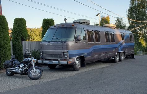 Airstream Globetrotter Interior, Vintage Doorbell, Airstream Motorhome, Airstream Caravel 20fb Interior, Airstream Sovereign 31, Airstream Restoration, Furnace Installation, Airstream Interstate 19, Air Stream