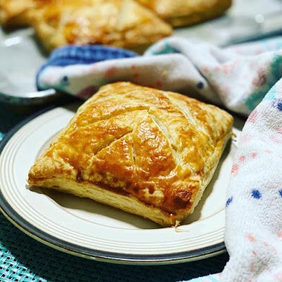 Cheese & Onion Pasty (England Greggs Style) Cheese And Onion Pasty, Cheese And Onion Pie, English Cheese, Pasties Recipes, Cornish Pasties, Indian Appetizers, Savoury Baking, Homemade Cheese, Fusion Food