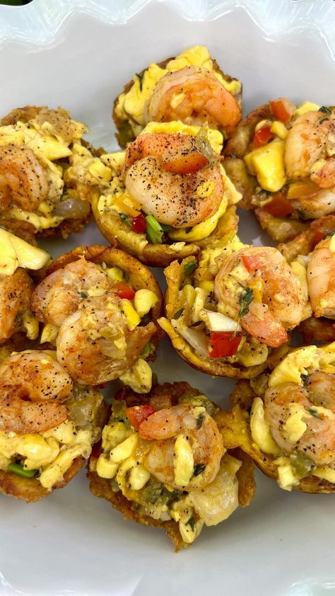 Jamaican Wedding Food Buffet, Nigerian Canapes, Jamaican Hors D'oeuvres, Plantain Cups With Shrimp, Caribbean Finger Foods, Caribbean Finger Food Ideas, Caribbean Wedding Food, Jamaican Wedding Food, Jamaican Appetizers