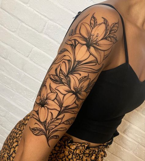 Arm Sleeve Tattoos For Women, Feminine Tattoo Sleeves, Cute Hand Tattoos, Pretty Hand Tattoos, Tattoos For Women Half Sleeve, Spine Tattoos For Women, Tattoos For Black Skin, Forearm Tattoo Women, Pretty Tattoos For Women