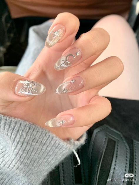 Nail Designs For Graduation, Angel Nails Designs, Korea Nails Design, Soft Nail Art, Korea Nail Art, Korea Nail, Nail Tip Designs, Art Deco Nails, Formal Nails