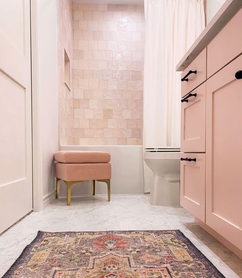 Grey quartz countertops bathroom