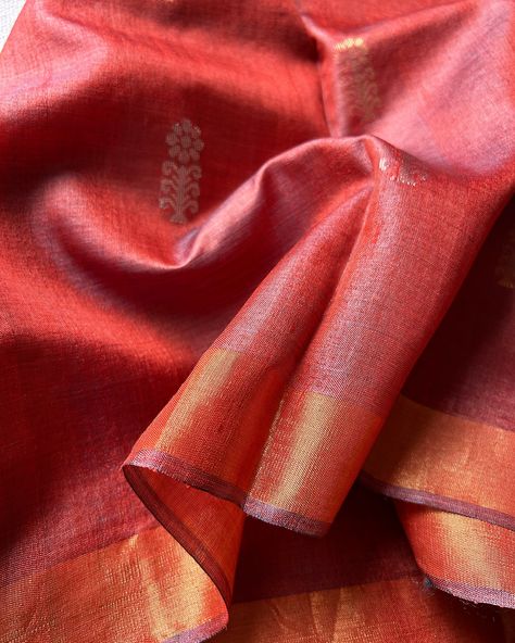 कोसा - कथा ॥ Kosa silk or tussar silk weaving is a thousand year old art form of weaving in Indian civilization. Beautifully curated finest handloom kosa tussar silk saris from our Chhattisgarh weaving cluster. These saris come with authentic silk mark certificate. You definitely love these pure handloom tussar silk saree, light, comfortable and luxurious sarees for wedding, festivals wear. Available at MYPOSHAAKH.COM SHIPPING FREE IN INDIA 🇮🇳 SHIPPING WORLDWIDE 🌎 Dm or Wattsp at 8126... Indian Civilization, Sarees For Wedding, Silk Weaving, Tussar Silk Saree, Old Art, Festival Wear, Saree Wedding, Silk Saree, Silk Sarees