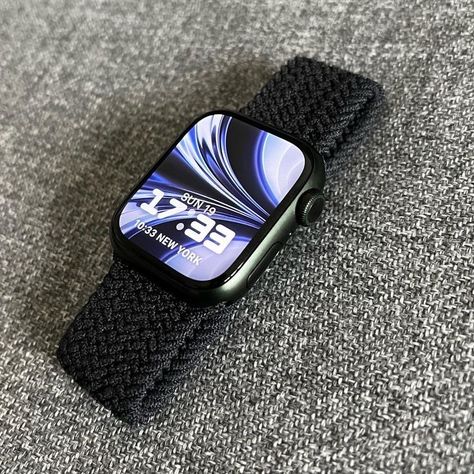 Apple Watch 7, Breitling Watches Mens, Apple W, Watch Green, Apple Watch Fashion, Stylish Watches Men, Apple Watch Series 5, Apple Technology, Iphone Obsession