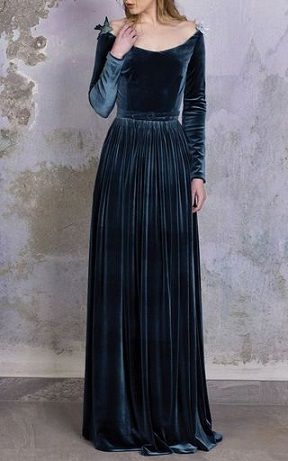 Black Lace Ball Gown, Vintage Short Dress, Vintage Dresses Online, Floor Length Maxi Dress, Long Sleeve Velvet Dress, Luisa Beccaria, Frock Dress, Lace Ball Gowns, Velvet Gown