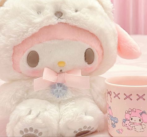 Fakta Virgo, My Melody Wallpaper, Soft Pink Theme, Melody Hello Kitty, Baby Pink Aesthetic, Viria, Kawaii Plushies, Pastel Pink Aesthetic, Hello Kitty My Melody