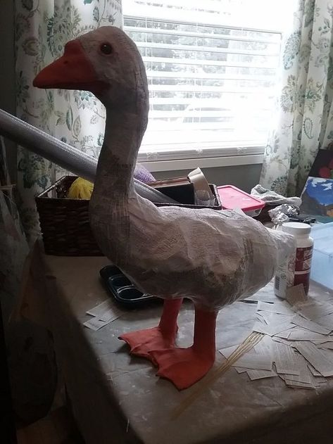 Paper Mache Duck Diy, Paper Mache Goose, Masking Tape Sculpture, Paper Mache Duck, Paper Mache Tutorial, Paper Doll Wardrobe, Paper Mache Recipe, Mother Daughter Projects, Garden Frogs