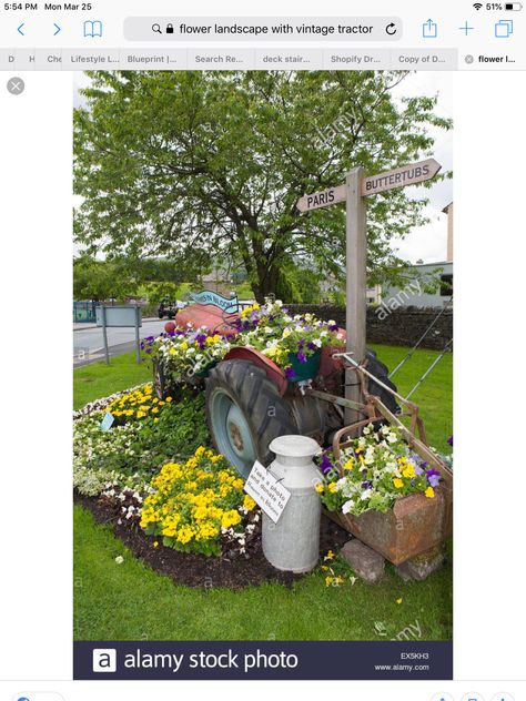 Tractor Lawn Decor, Old Tractor Yard Art, Antique Tractor Yard Decor, Old Farm Equipment Decor Yards, Tractor Yard Decor, Old Tractor Landscaping, Tractor Landscaping, Barn Landscaping, Yard Wagon