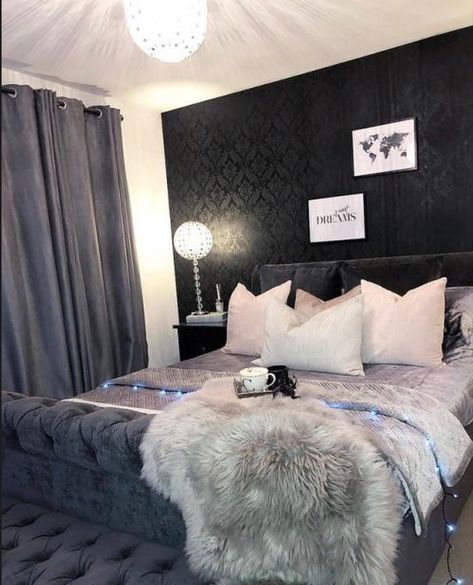 Classy Rooms, Glam Bedroom Decor, Casa Clean, Luxury Room Bedroom, Classy Bedroom, Apartment Living Room Design, Future Apartment Decor, Queen Bedroom, Teen Bedroom Decor