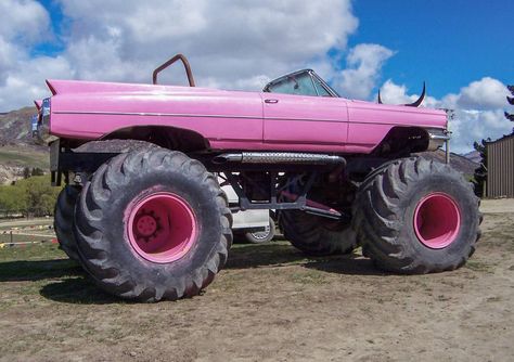 Pink 64 Cadillac Monster truck! Monster Car, Pink Truck, Pink Cadillac, Weird Cars, Pink Car, Diesel Trucks, Lifted Trucks, Truck Driver, Monster Truck