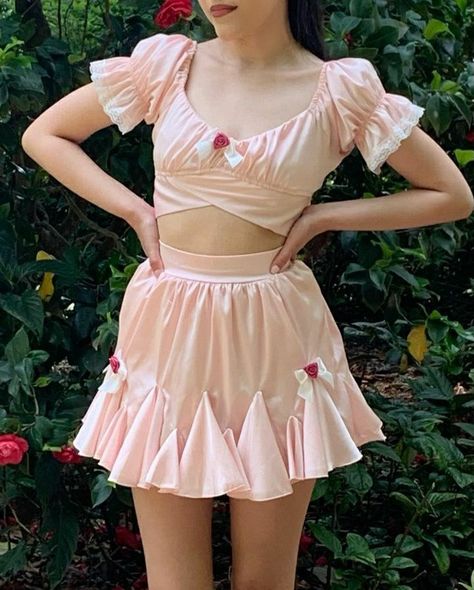 Mini Skirt And Crop Top, Flower Patchwork, Kawaii Outfit, Skirt And Crop Top, Outfit Holiday, Women Back, 2 Piece Skirt, Cheap Clothes Online, 2 Piece Skirt Set