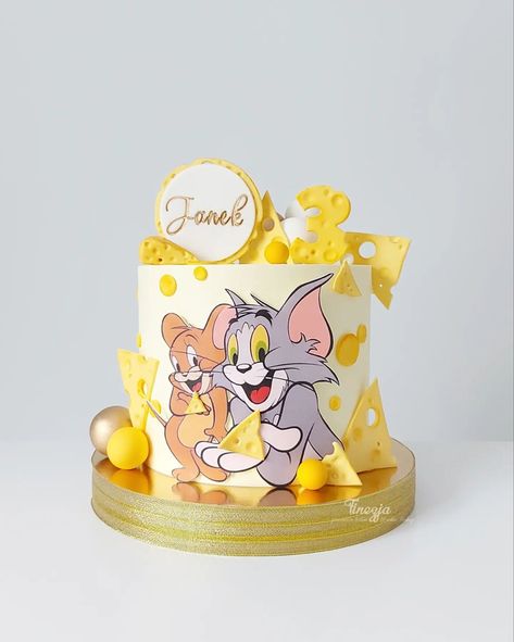 📸 finezja_mb Tom And Jerry Party, Bday Party Boy, Tom And Jerry Baby, Fondant Unicorn Cake Toppers, Tom And Jerry Cake, Monster Inc Cakes, New Cake Design, 4th Birthday Cake, Cake Designs For Kids