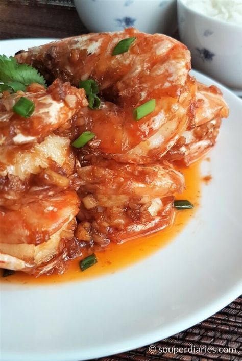 Fried Prawns, Prawns Recipe, Prawn Dishes, Prawn Recipes, Seafood Appetizers, Malaysian Food, Savory Sauce, Chinese Dishes, Chinese Cooking