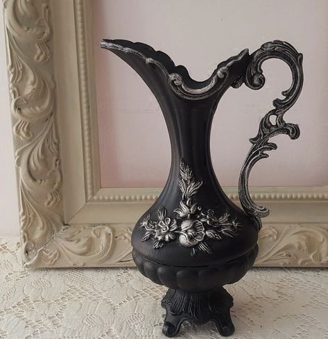 Gothic Country Decor, Gothic Home Accessories, Black Victorian Decor, Occult Home Decor, Gothic Ceramics, Gothic Victorian Home Decor, Shelf Decor Black, Gothic Vase, Vintage Victorian Aesthetic