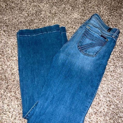 7 FOR ALL MANKIND WOMENS JEANS!! Western Ootd, Bling Horse Tack, Super Flare Jeans, Western Stuff, Cute Country Outfits, 7 Jeans, Western Clothes, Western Style Outfits, Outfits To Try