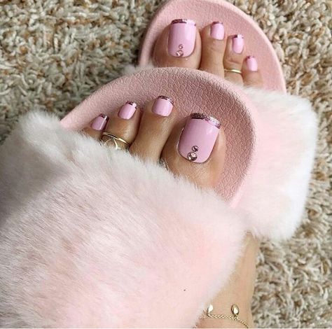 2019 Nails, Pedicure Designs Toenails, Toe Nail Color, Pretty Toe Nails, Summer Toe Nails, Cute Toe Nails, Pedicure Designs, Toe Nail Designs, Pink Nail