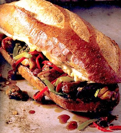 Kielbasa Sandwich Recipes, Chile Habanero, Specialty Sandwiches, Best Sandwich Recipes, Spicy Meatballs, Gourmet Sandwiches, Sub Sandwiches, Beef Meatballs, Red Chile