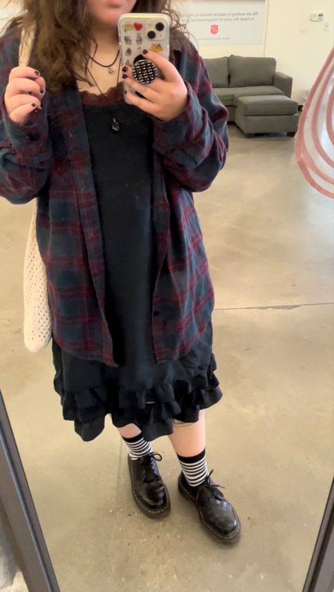 selfie in mirror of person’s shoulders to feet. person wearing a red lace tank top with a spaghetti-strap, black dress (with ruffles at the bottom) on top, and a red and blue long-sleeve flannel. Also wearing two black necklaces, black and white striped socks, and dr. martens black creepers. an off-white crochet bag is on the right shoulder and an iphone in the left hand is white. Also wearing black nail polish Summer Outfit Midsize, Midsize Grunge, Selfie In Mirror, Outfit Ideas Midsize, Grunge Summer Outfits, Outfit Midsize, Windbreaker Outfit, Grunge Summer, Midsize Outfits