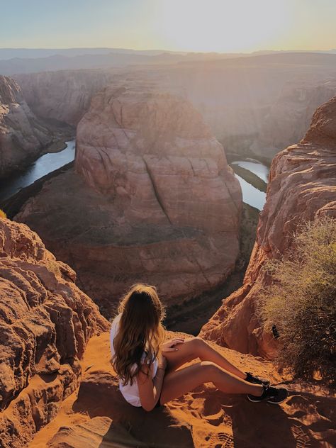 Horseshoe bend Vision Board Images, Sunset Nature, Arizona Travel, Horseshoe Bend, Utah, Arizona, Hiking, Camping, Horses