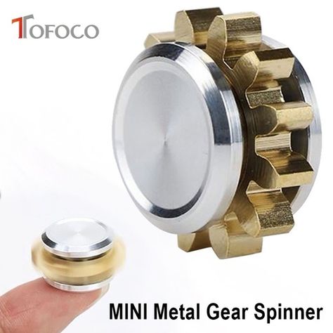 Figet Spinners, Finger Games, Hand Fidgets, Toys Uk, Camouflage Colors, Spinner Toy, Hand Spinner, Mini Hands, Outdoor Tools